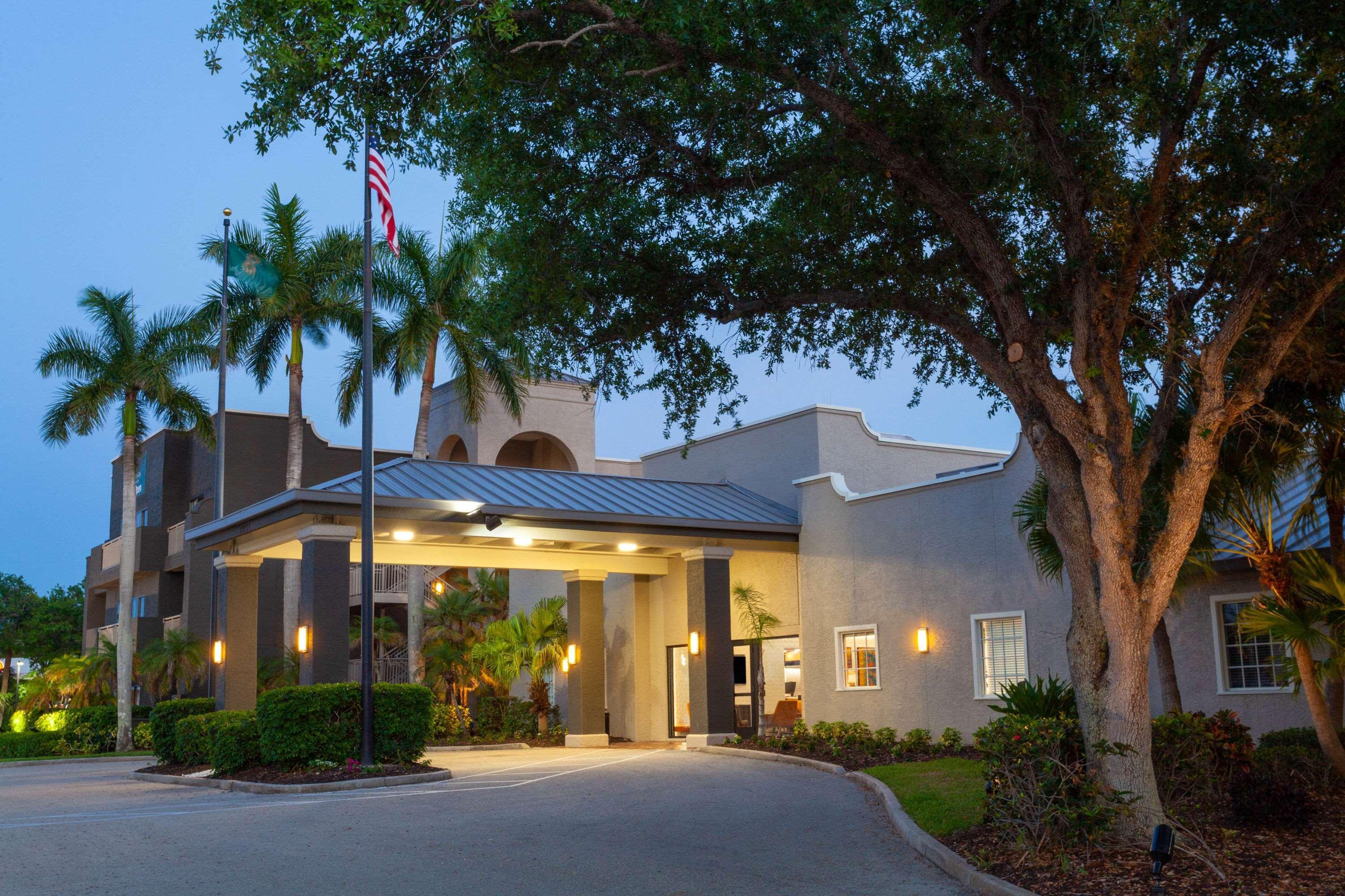 Hotel La Quinta By Wyndham Ft. Myers - Sanibel Gateway Fort Myers Exterior foto