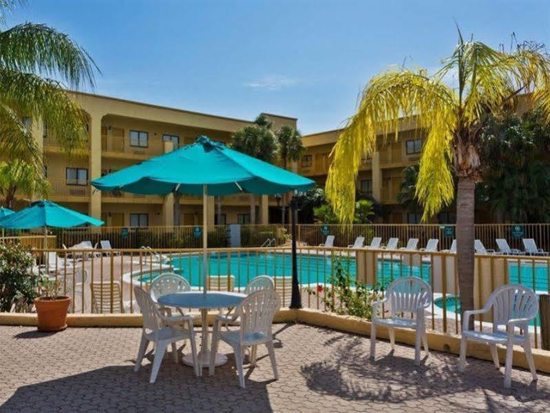 Hotel La Quinta By Wyndham Ft. Myers - Sanibel Gateway Fort Myers Exterior foto